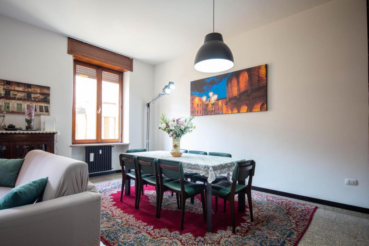 Residenza Bra Apartment เวโรนา ภายนอก รูปภาพ