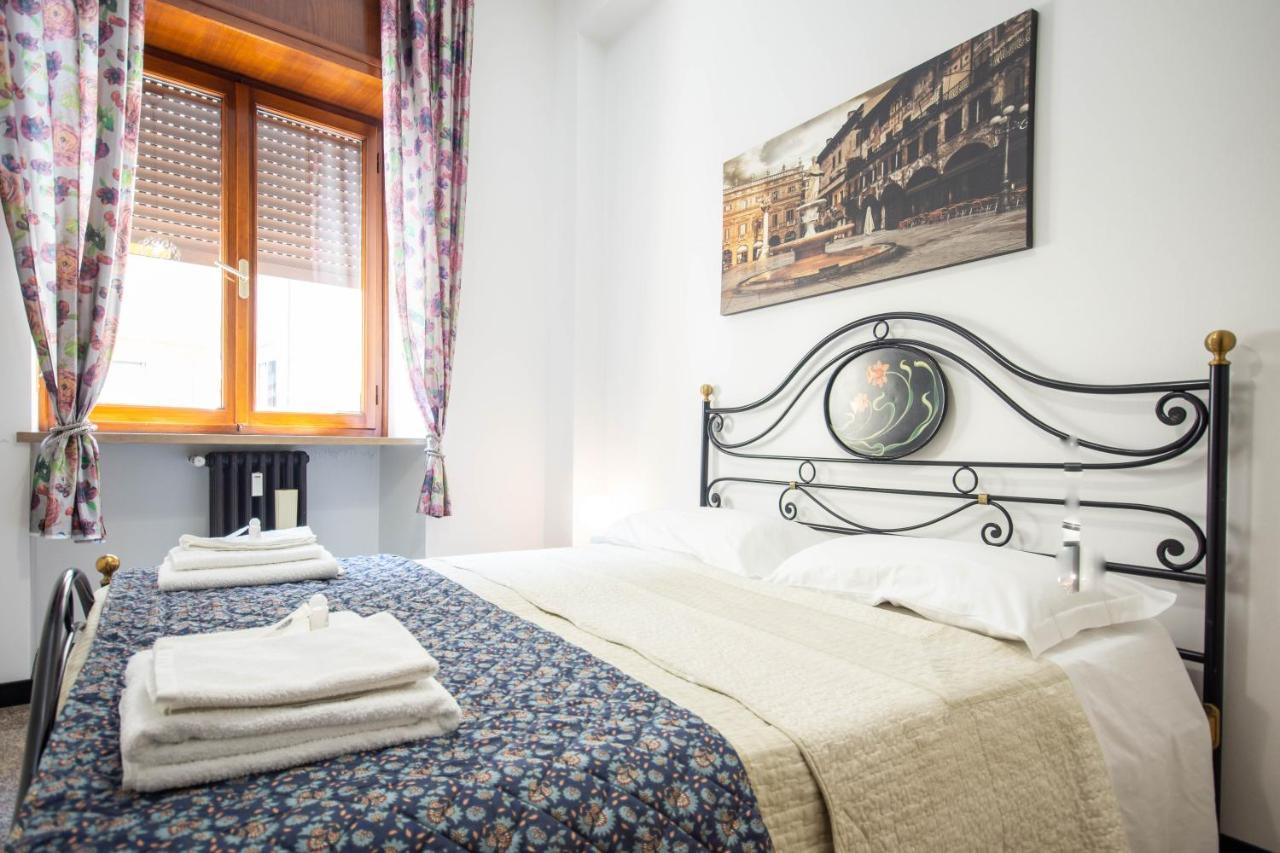 Residenza Bra Apartment เวโรนา ภายนอก รูปภาพ