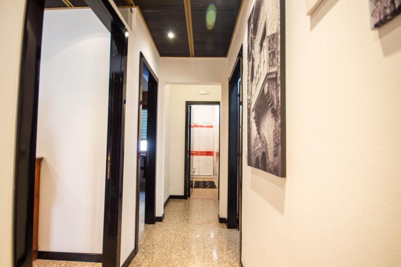 Residenza Bra Apartment เวโรนา ภายนอก รูปภาพ