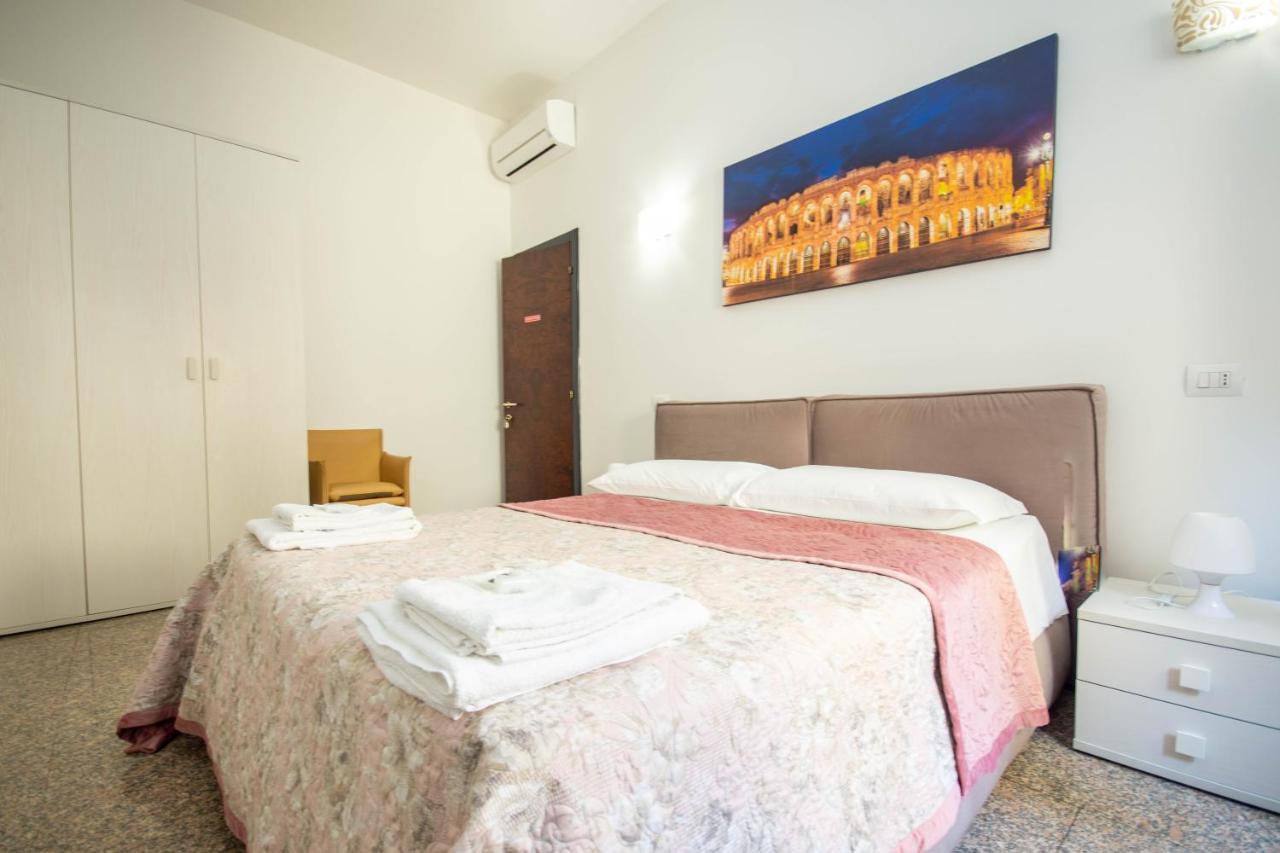 Residenza Bra Apartment เวโรนา ภายนอก รูปภาพ