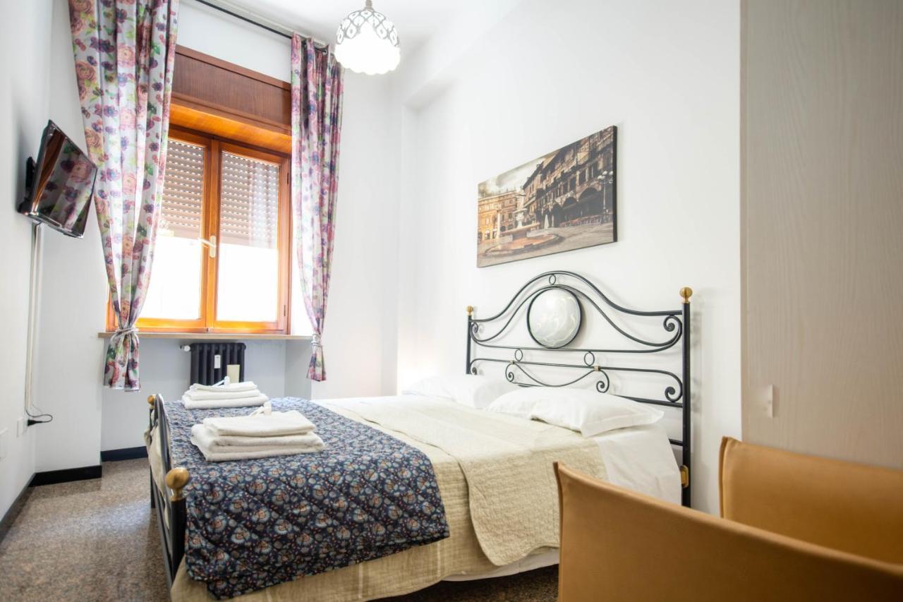 Residenza Bra Apartment เวโรนา ภายนอก รูปภาพ